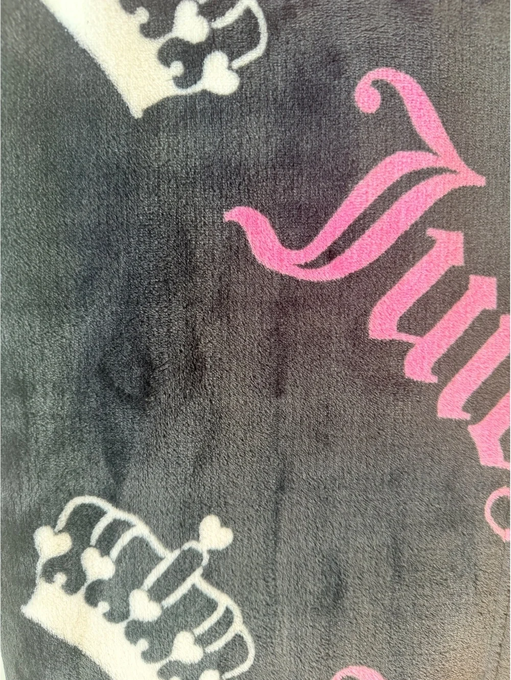 Juicy Couture Plush Printed Throw Blanket 50x70 Black Pink Crowns